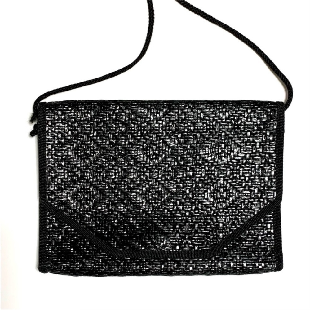 LAST CHANCE! Vintage 80s Black Straw Envelope Clutch Shoulder Bag Like New